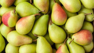 5 причин выбирать для перекуса грушу: совет диетолога