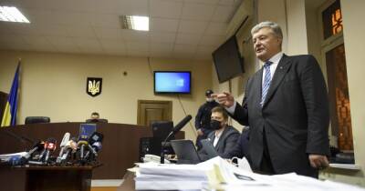 Госизмена Порошенко: апелляционный суд оставил пятому президенту прежнюю меру пресечения