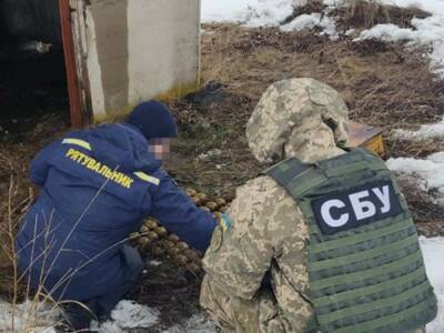 СБУ обнаружила в Луганской области арсенал боевиков, которые подрывали автомобили украинских военнослужащих