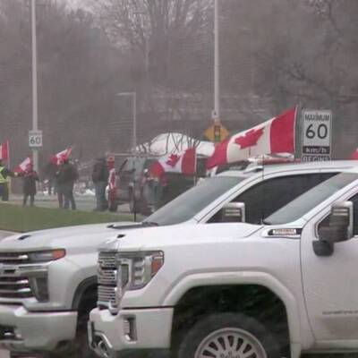 Канада взяла курс на подавление мирного протеста против ковид ограничений