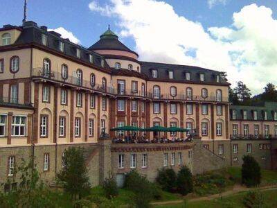 DW нашла у дочери и зятя Назарбаева дворец, виллу и два отеля в Баден-Бадене