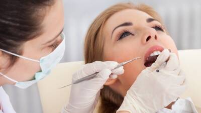 Стоматолог объяснил, о каких болезнях говорят проблемы с зубами - 5-tv.ru
