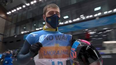 Олимпийский спортсмен развернул плакат «Нет войне в Украине» после соревнований