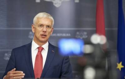 Премьер Латвии: ЕС и НАТО обязаны оказать Украине поддержку