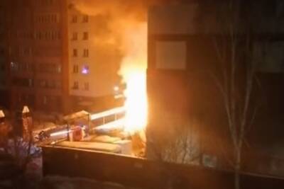 Пожар произошел на стройплощадке в центре Новосибирска