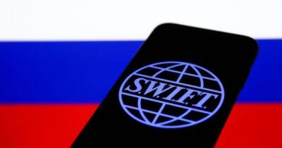 США и Европа не планируют отключать Россию от SWIFT в случае вторжения, — Reuters