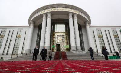 В ЦИКе Туркмении заявили о подготовке к внеочередным выборам президента