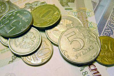 Геополитические риски толкнули рубль в пропасть