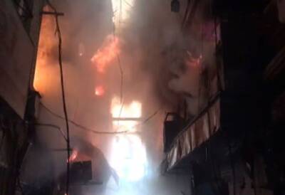 На Большом базаре в Тегеране произошел пожар (ВИДЕО)