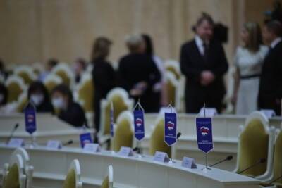 Аппарат петербургского парламента может возглавить выходец из Смольного