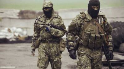 В Луганске боевик под наркотиками расстрелял своих коллег и скрылся