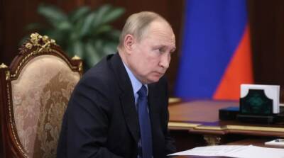 Подгадал момент: Путин нанес “двойной” удар по США с помощью союзников