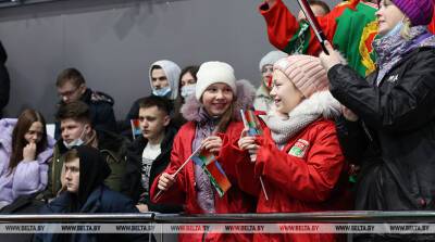 "Лучше "Гуччи" бренда только команда Президента!" Чем белорусов привлекает любительский хоккей?
