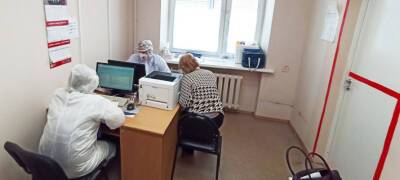 Главврач поликлиники Петрозаводска: «Каждый день выходят из строя порядка двух-трех врачей»