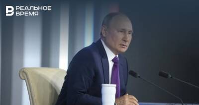 Путин и Макрон обсудили по телефону ситуацию на Украине