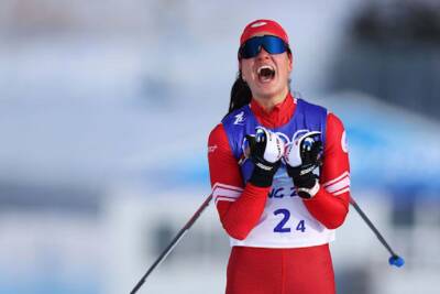 Иностранцы - о победе лыжниц сборной России в эстафете на Олимпиаде: "Русские просто были сильнее, а Степанова - великий тактик"