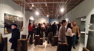 Выставка черкесского художника вызвала интерес у жителей Владикавказа