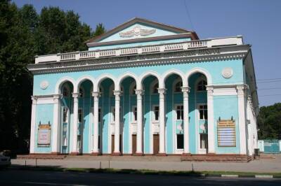 Два таджикских театра примут участие в театральном фестивале «Фаджр» в Тегеране