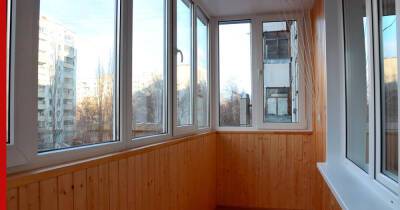 Россиянам напомнили о штрафах за самовольное остекление балконов