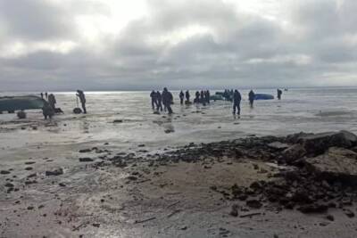 Беда во время рыбалки: 200 людей оказались в западне на льдине, детали ЧП