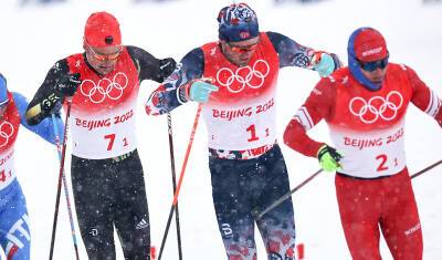 Российские лыжники впервые за 42 года выиграли мужскую эстафету на ОИ