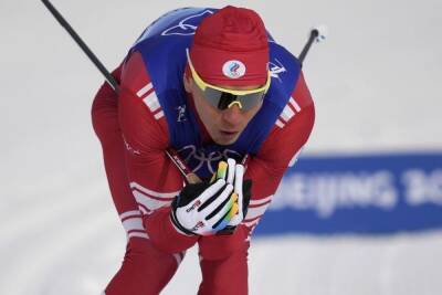 Российские лыжники выиграли золото в эстафете на Олимпиаде в Пекине