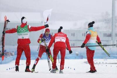 Мужская сборная впервые за 40 лет принесла России золото в лыжной гонке