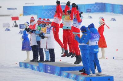 Вяльбе выразила надежду, что РФ гордится олимпийскими чемпионами в эстафете