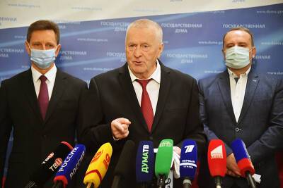 В ЛДПР возмущены сообщениями о смерти Жириновского