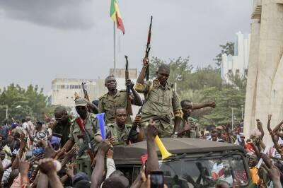 Владимир Шаповалов: Франция может применить в Мали провокационные...