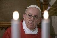 Папа Римский вместе с тысячами людей молча помолился за Украину