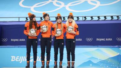 Нидерландские шорт-трекистки выиграли эстафету на Играх в Пекине с олимпийским рекордом