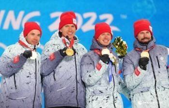 Владимир Путин поздравил вологодского лыжника Спицова и его товарищей с победой в эстафете
