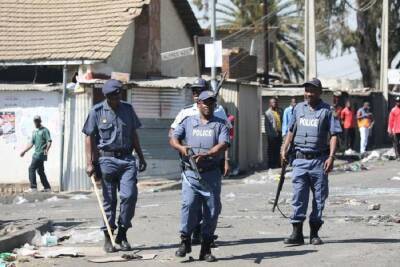 В ЮАР полиция жестко разогнала демонстрацию против незаконных мигрантов