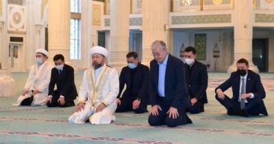 Президент Казахстана почтил память жертв январских беспорядков