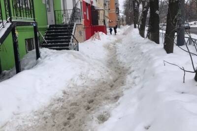 В Ярославле тротуары перестали чистить