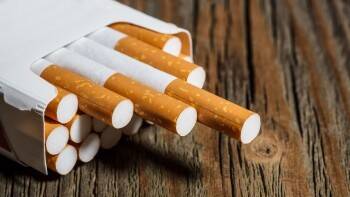 Курильщикам придется несладко: депутаты вновь взялись за людские зависимости
