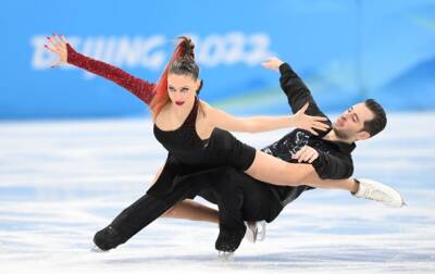 Фигурное катание: Назарова и Никитин стали 20-ми в танцах на льду, олимпийское золото взяла французская пара