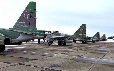 Западный спутник обнаружил в Беларуси десятки российских штурмовиков Су-25СМ