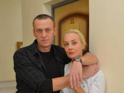 Юлия Навальная потребовала допустить ее на суд над супругом