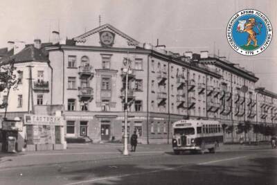 Псковские архивисты опубликовали старую фотографию Октябрьского проспекта
