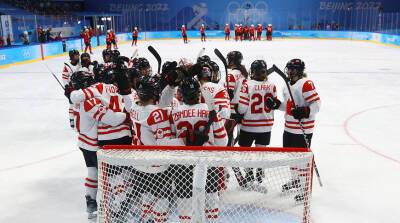 Канадские хоккеистки первыми вышли в финал женского олимпийского турнира