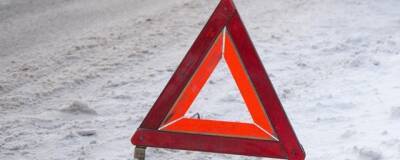 Петербургским водителям объяснили алгоритм действий после аварий на снежных дорогах