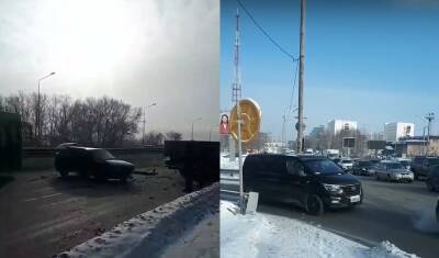 Машина влетела под КАМАЗ на улице Пермякова в Тюмени