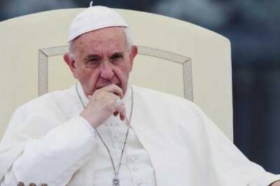 Папа Франциск возобновил молитвы за Украину на фоне угрозы вторжения России