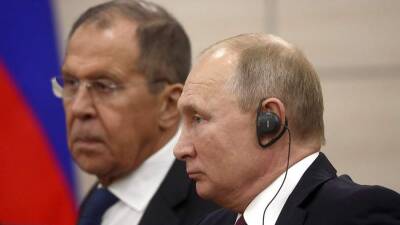 Путин и Лавров начали обсуждение ответов США и НАТО по гарантиям безопасности