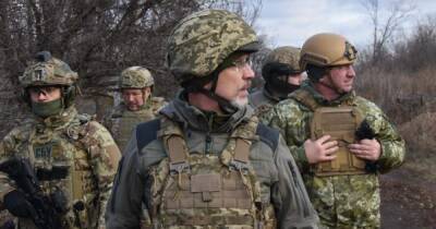 Резников провел телефонный разговор с министром обороны Беларуси: о чем говорили