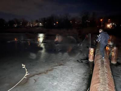 В Кривом Роге под лед провалились две девочки: подробности трагедии