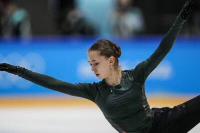 Духовник олимпийской сборной России побеседовал с Валиевой