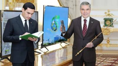 Аркадаг Туркменистана дает дорогу молодым